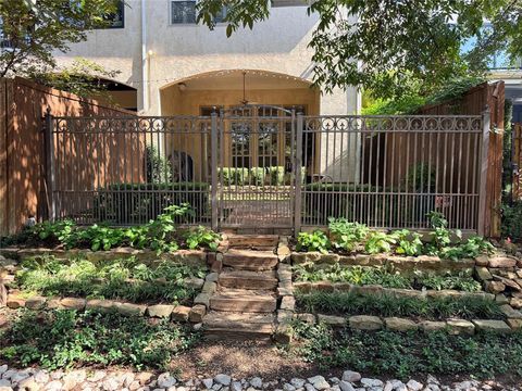Tiny photo for 4115 Buena Vista Street, Dallas, TX 75204 (MLS # 21078199)