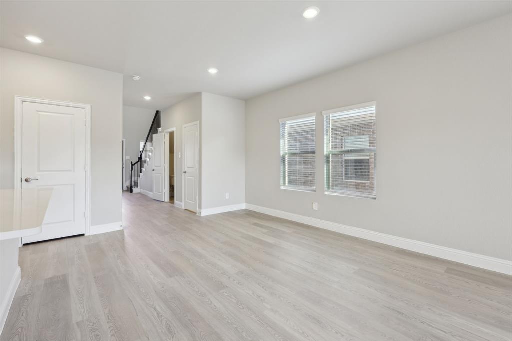 Simpson Crossing - Residential