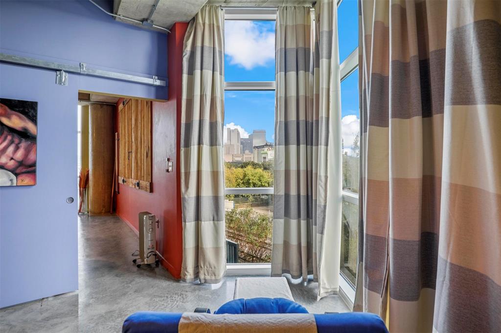 Beat At the South Side Station - Residential