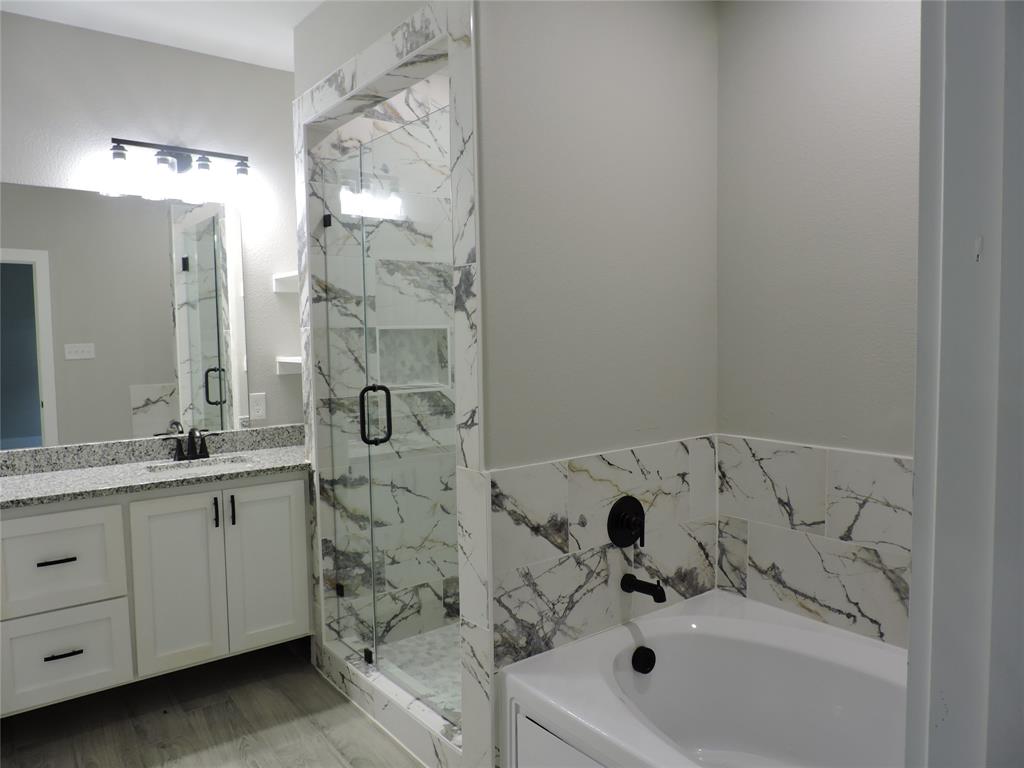 Loon Bay - Residential