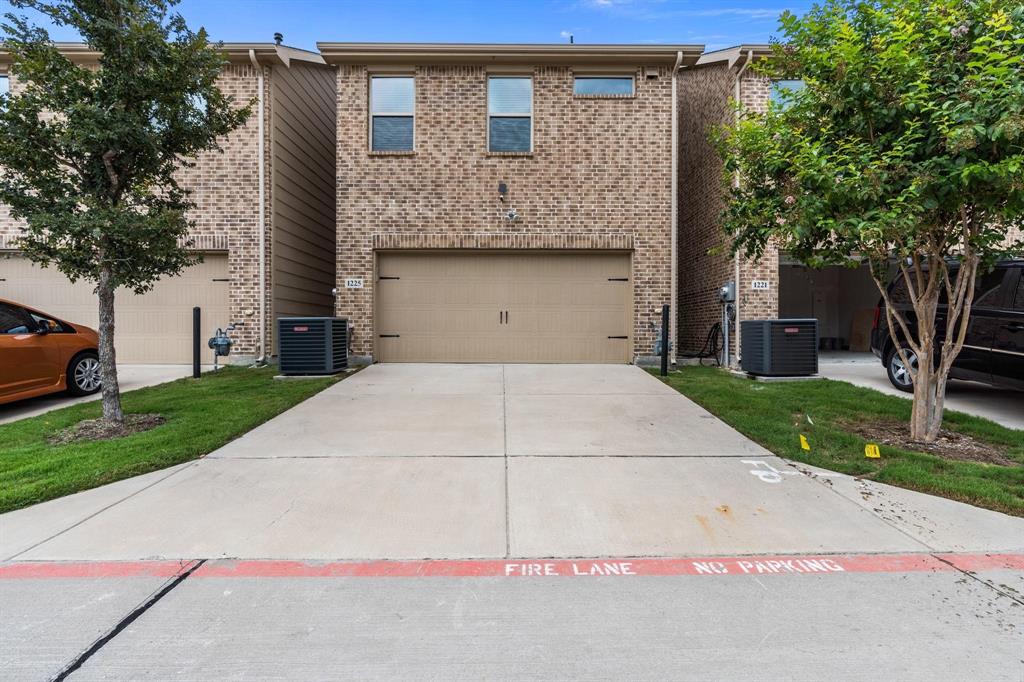 Residences At Jeans Creek, The - Residential Lease