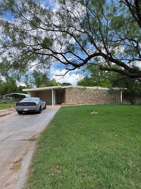 Elmwood West - Residential Lease