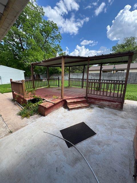 Elmwood West - Residential Lease