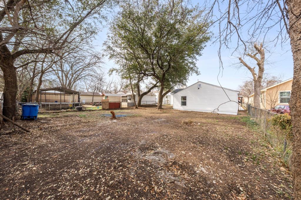 Bluebonnet Lawn - Residential