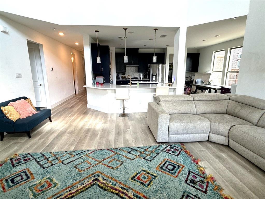 3131 Renmuir Drive
