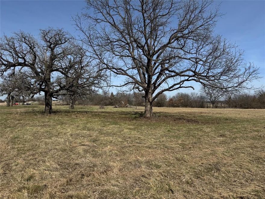 Now available, Lot 12 of Hawkins Oak Estates! Flexible homesites for traditional construction and manufactured homes. Close to everything you need, wrapped in peaceful countryside living. Spacious homesites designed for outdoor living, open skies, and room to grow. Come see where your next chapter begins! Other lots available as well.