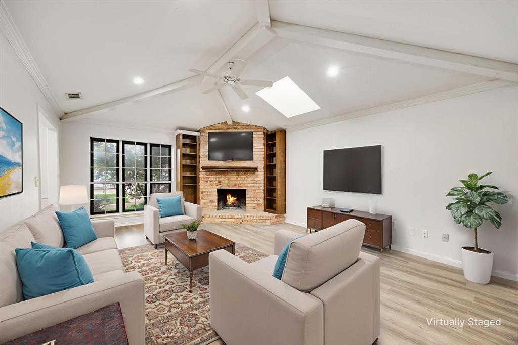 SPRINGWOOD - Residential Lease