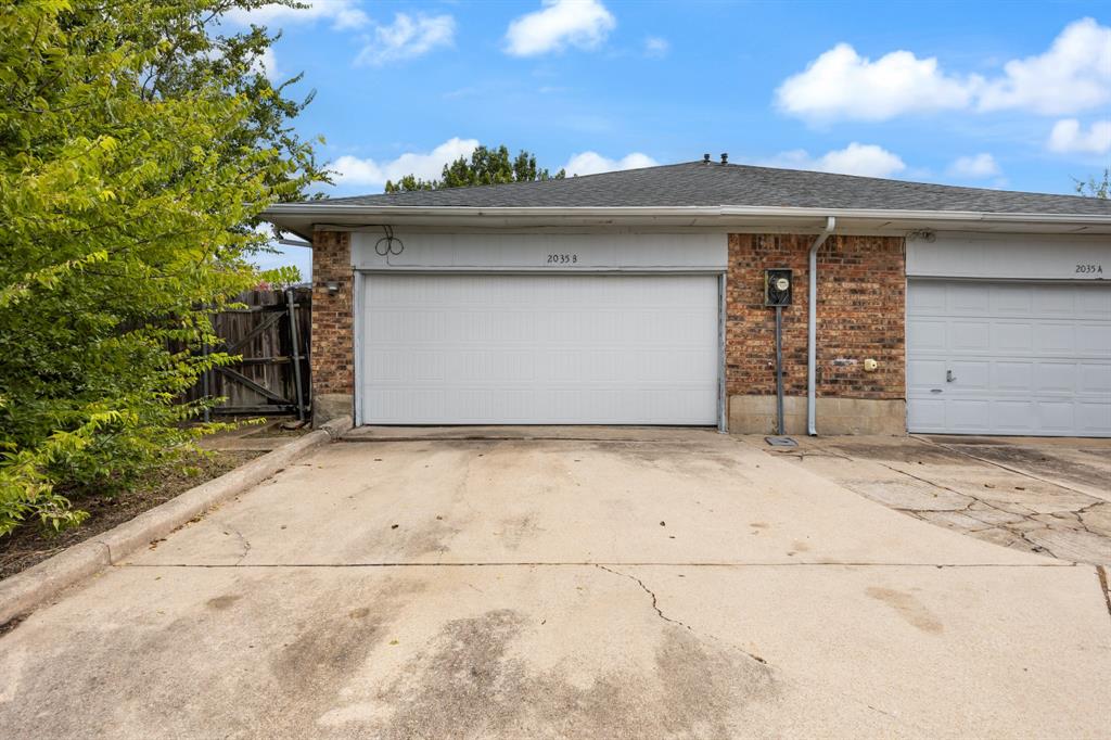 SPRINGWOOD - Residential Lease