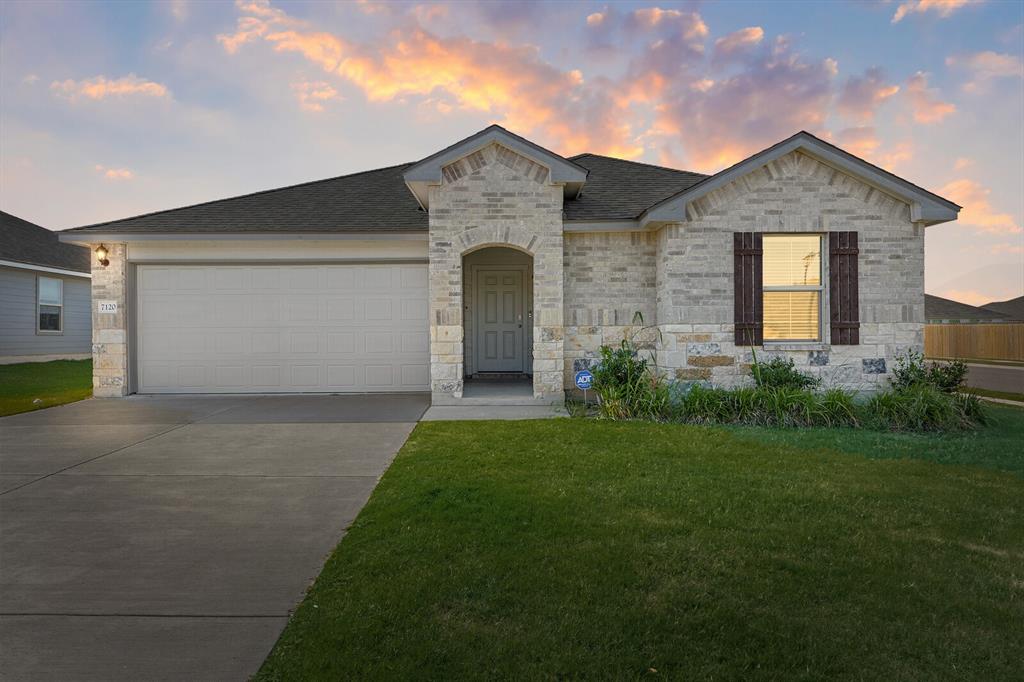 Rivers Crossing - Residential