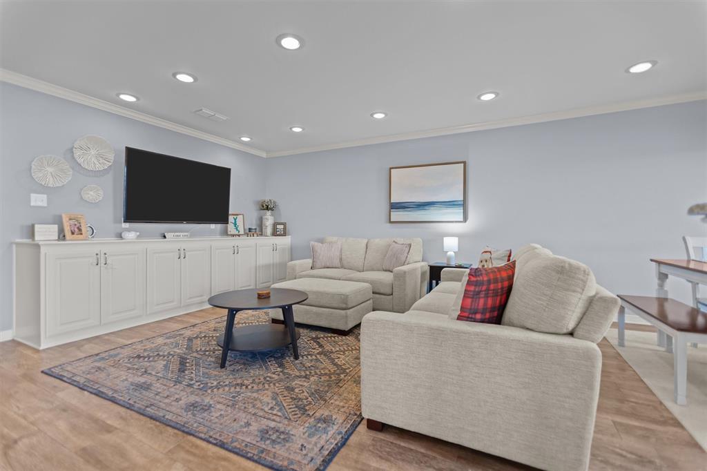 Three Points Estates - Residential