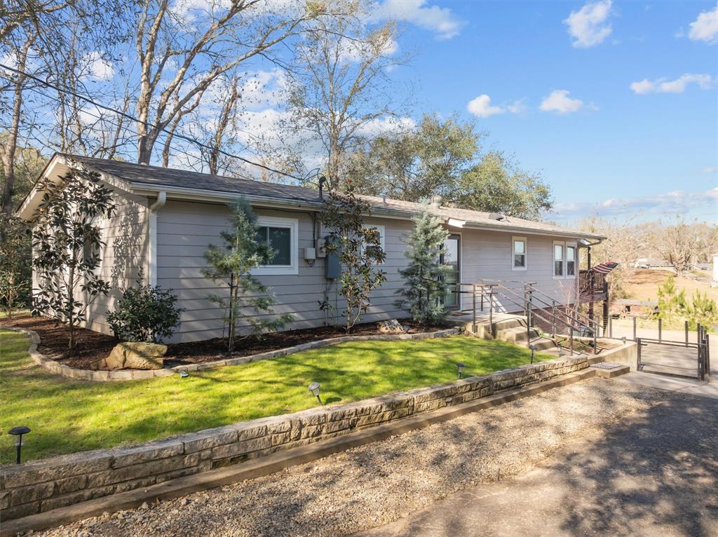 Three Points Estates - Residential