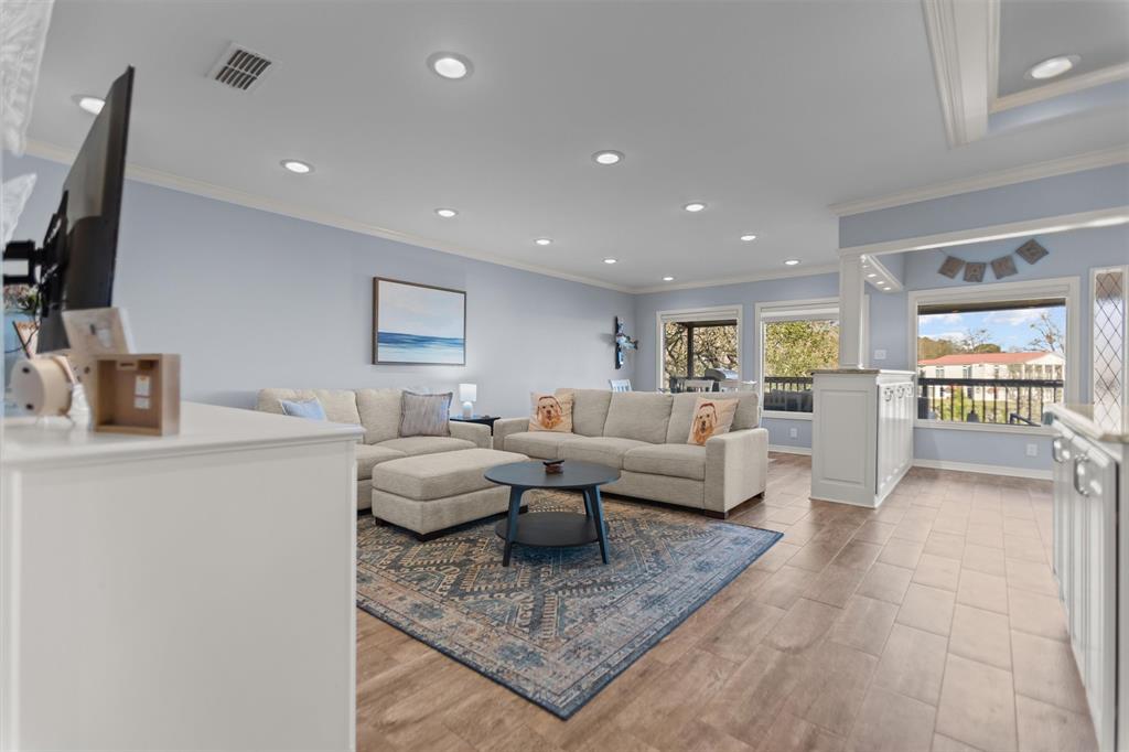 Three Points Estates - Residential