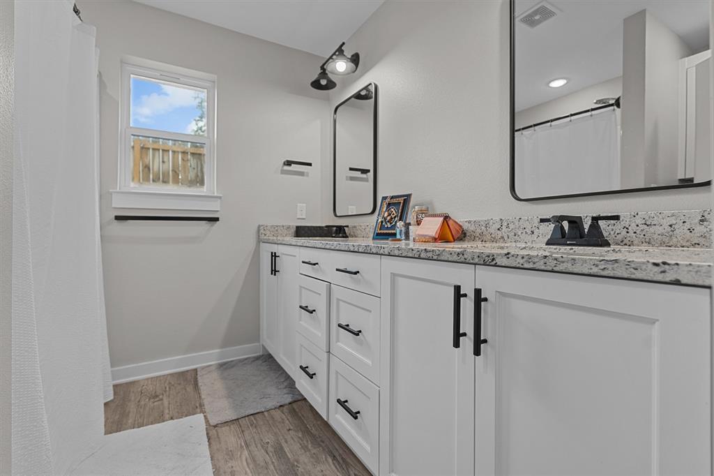 Lindale City - Residential