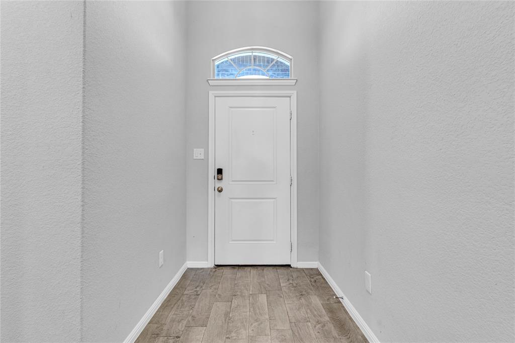 409 Foxhunter Street