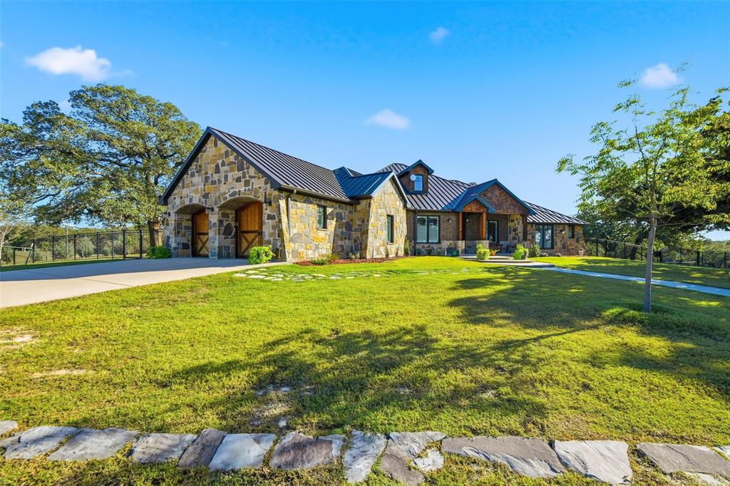 179 Private Road 4590