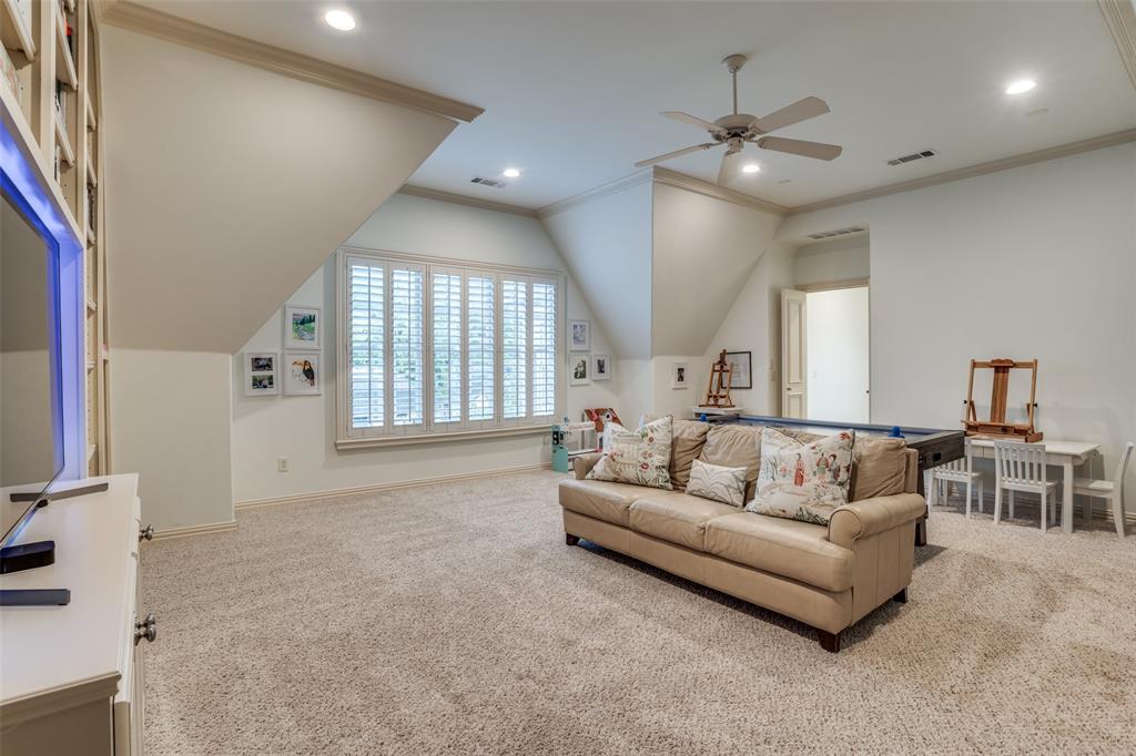 IDLEWOOD - Residential