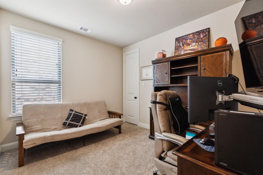 Knott's Landing on Little Road - Residential