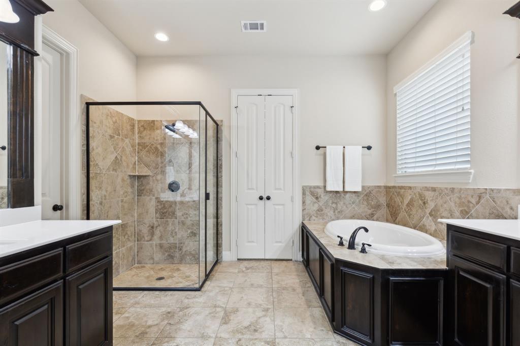 Knott's Landing on Little Road - Residential