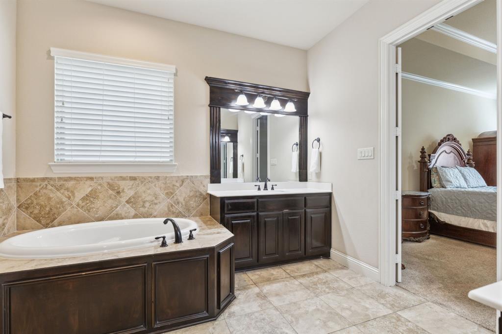 Knott's Landing on Little Road - Residential