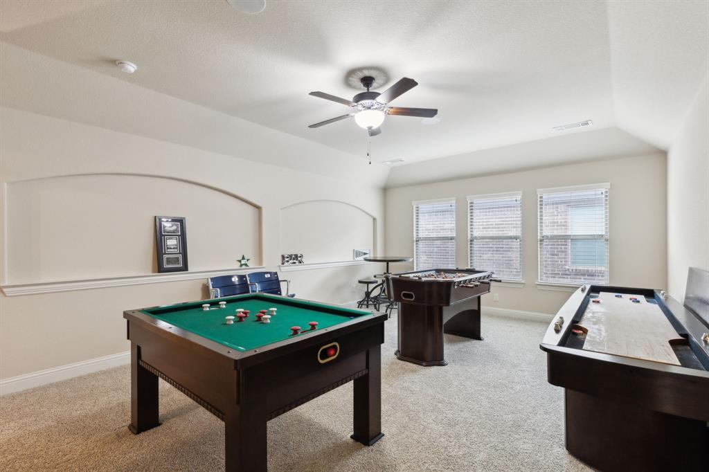 Knott's Landing on Little Road - Residential