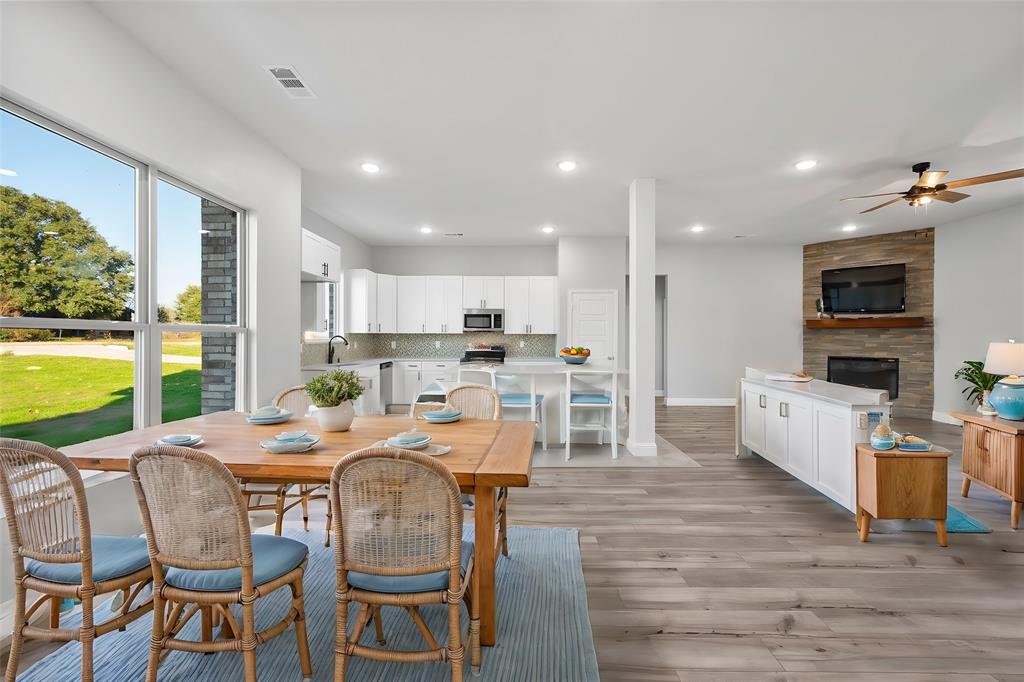 738 SE County Road 3122
