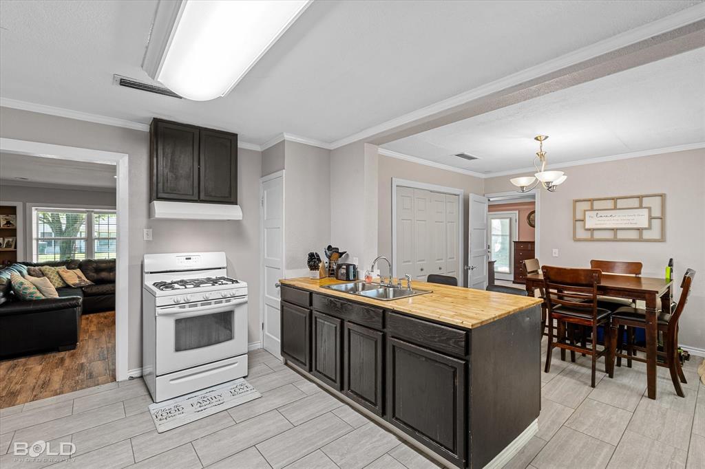 Bossier City, Louisiana 71112, United States, 3 Bedrooms Bedrooms, ,2 BathroomsBathrooms,Residential,Active,107776