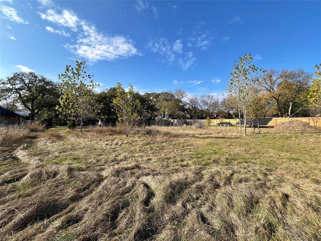 Hyde-Jennings Sub - Land