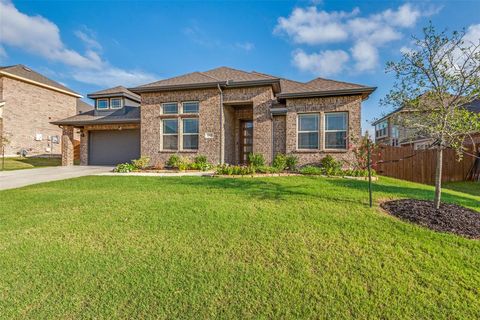 1003 Creekhaven Lane Mansfield TX 76063