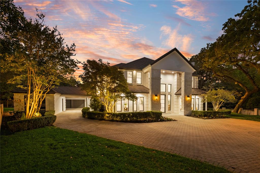 4104 Trail Bend Court