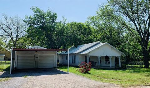 105 S Anderson Street Rising Star TX 76471