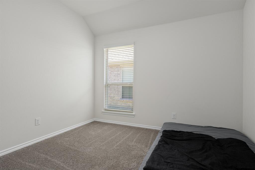 Elevon Ph 1b - Residential Lease