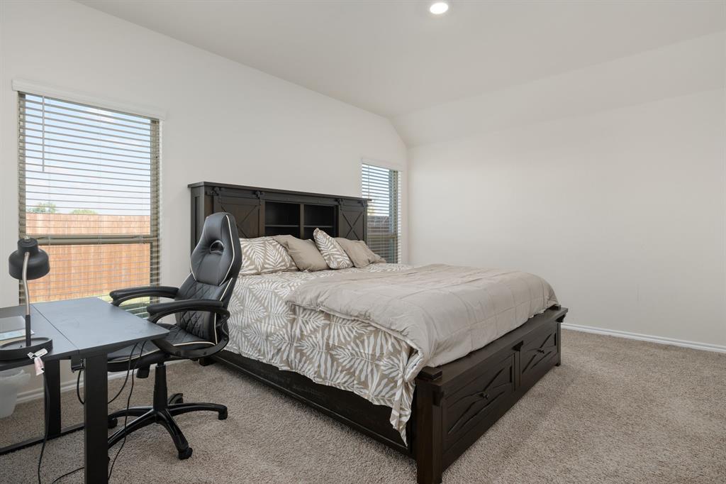 Elevon Ph 1b - Residential Lease