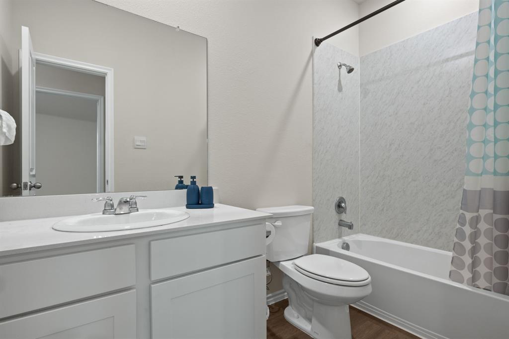 Elevon Ph 1b - Residential Lease