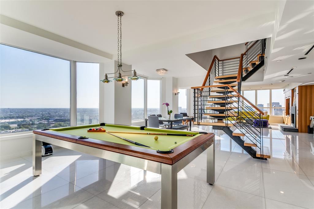 La Tour Condo - Residential