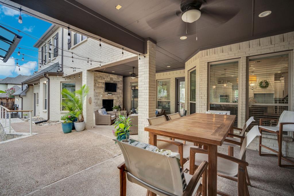 1400 Norwegian Wood Ct, Mansfield, TX, 76063, USA, 5 Bedrooms Bedrooms, ,5 BathroomsBathrooms,Residential,Pending,1400 Norwegian Wood Ct,21313709