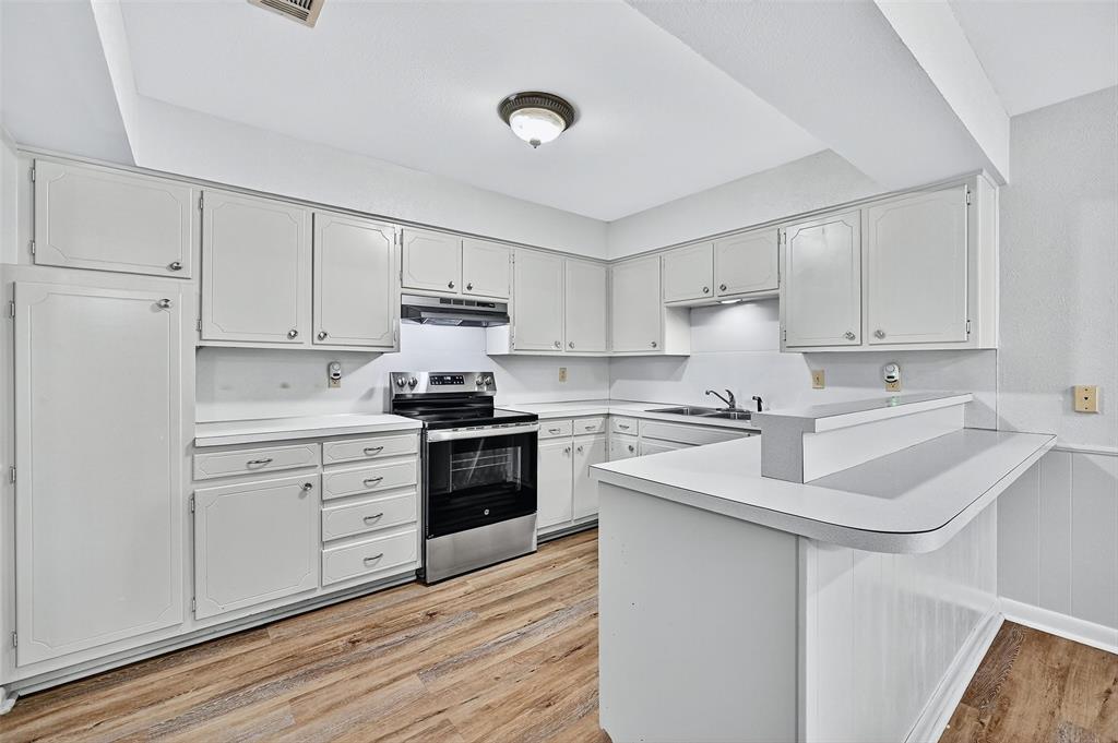 Westwood 6th Add - Residential Lease