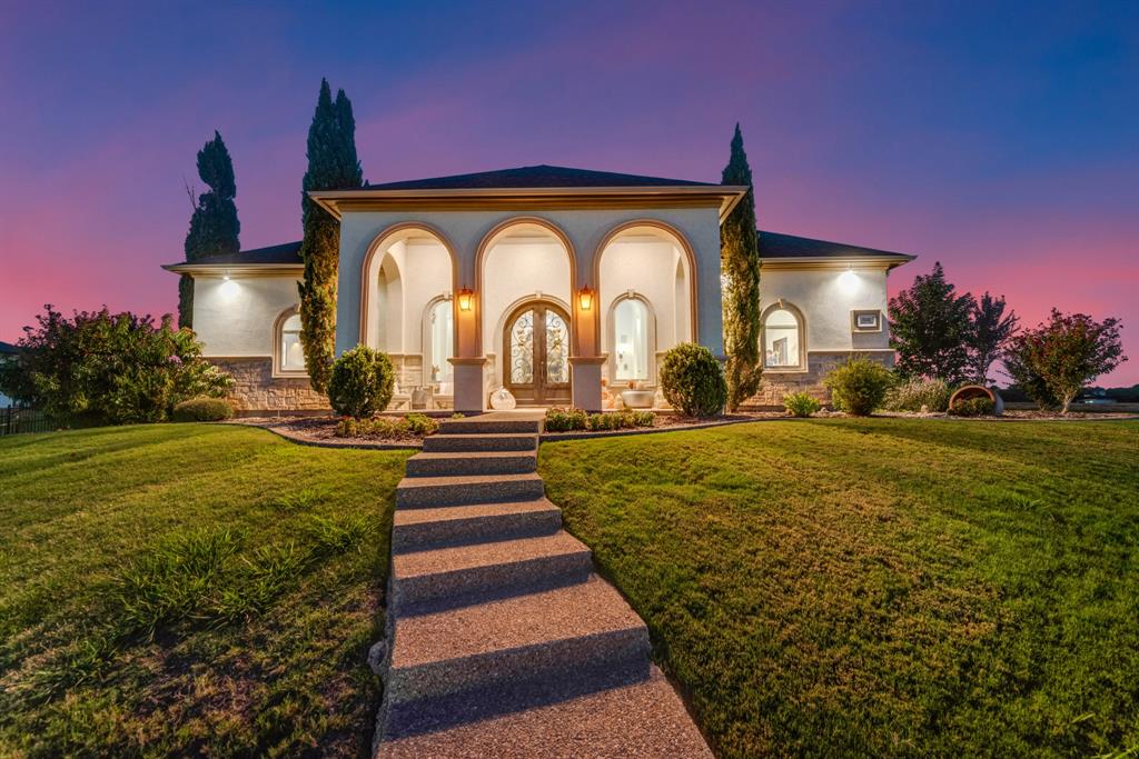 7242 Waters Edge Drive