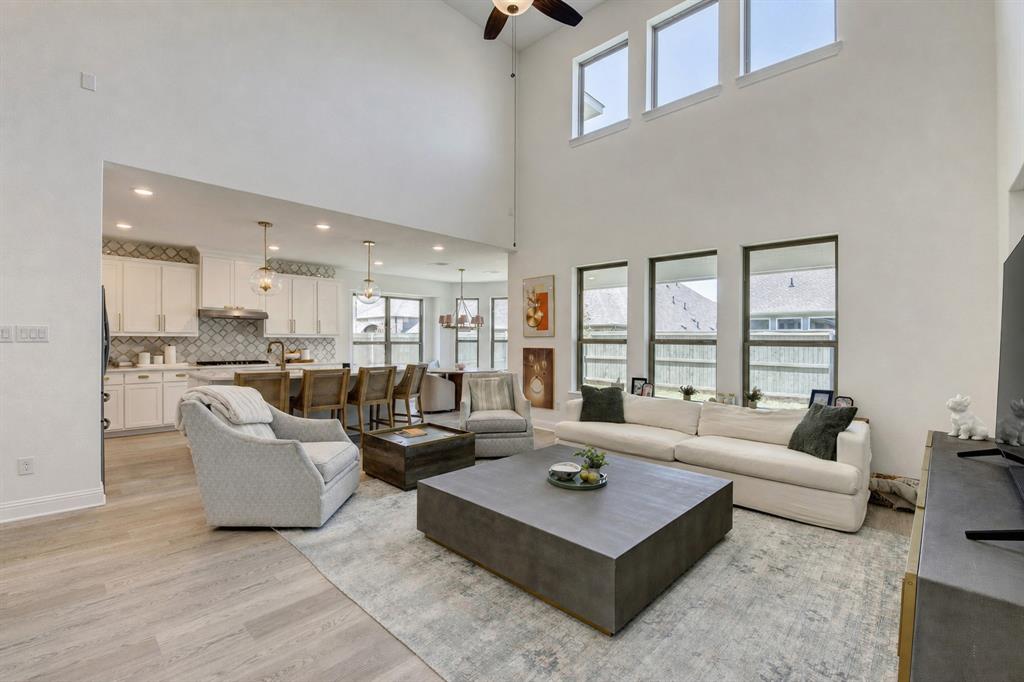 304 Cottontail Lane