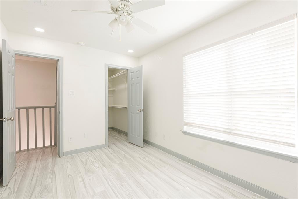 DICKSONS EASTE DALLAS - Residential Lease