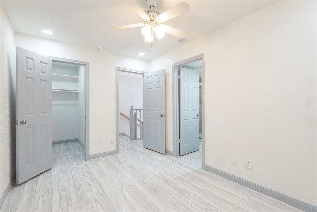 DICKSONS EASTE DALLAS - Residential Lease