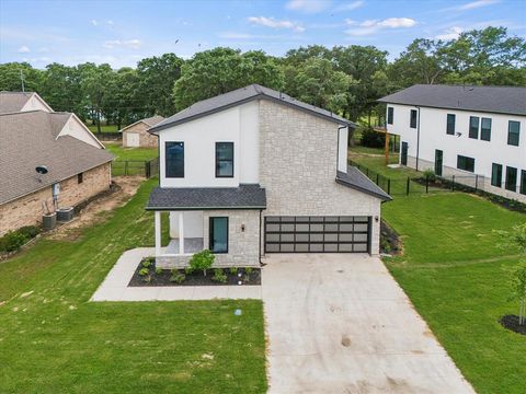 A home in Quinlan