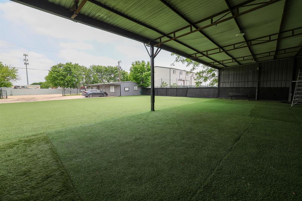 O T Justin - Commercial Sale