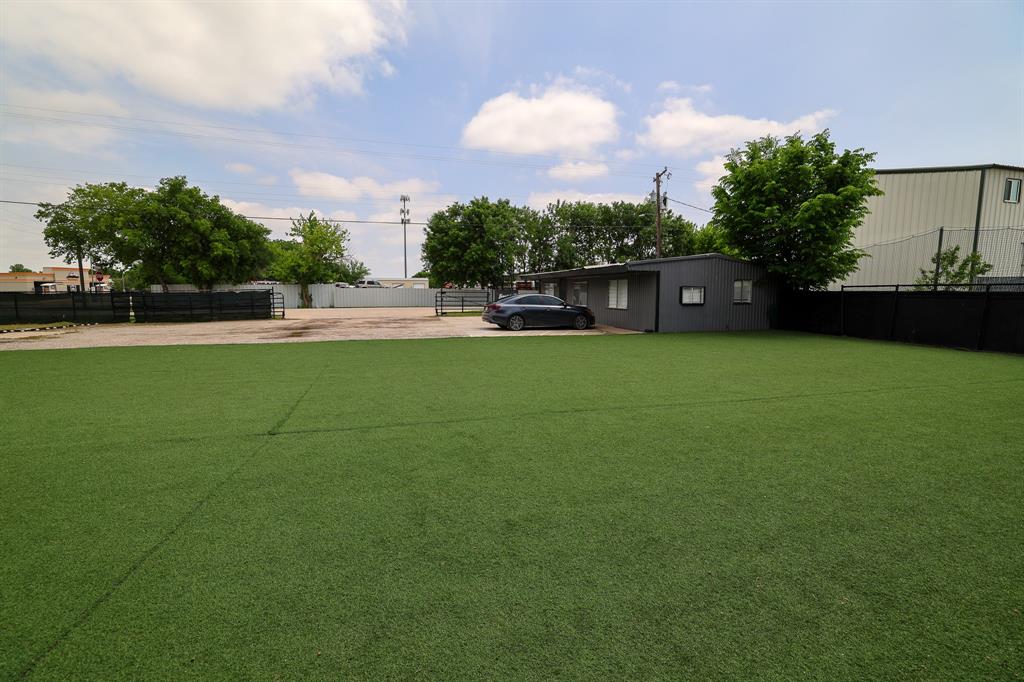 O T Justin - Commercial Sale