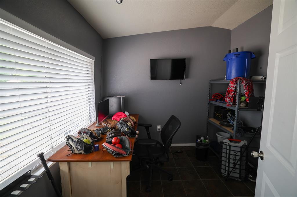 O T Justin - Commercial Sale