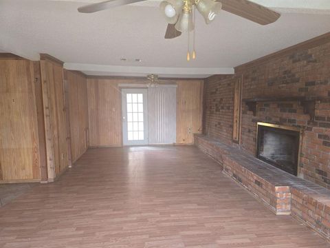 A home in East Tawakoni