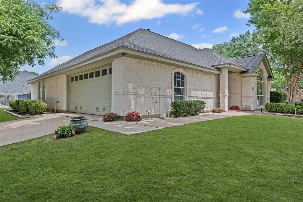 213 Redwood Court