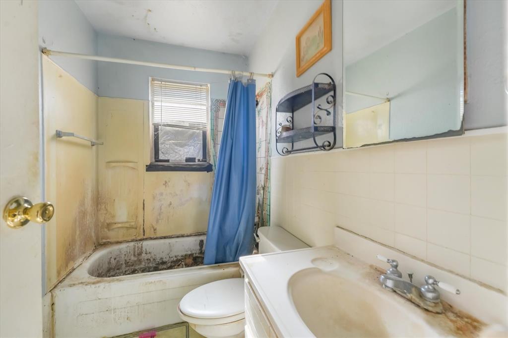 Rose Gardens Rev - Residential