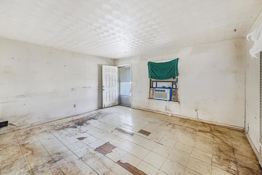 Rose Gardens Rev - Residential