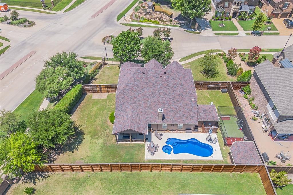309 Garden Path Lane