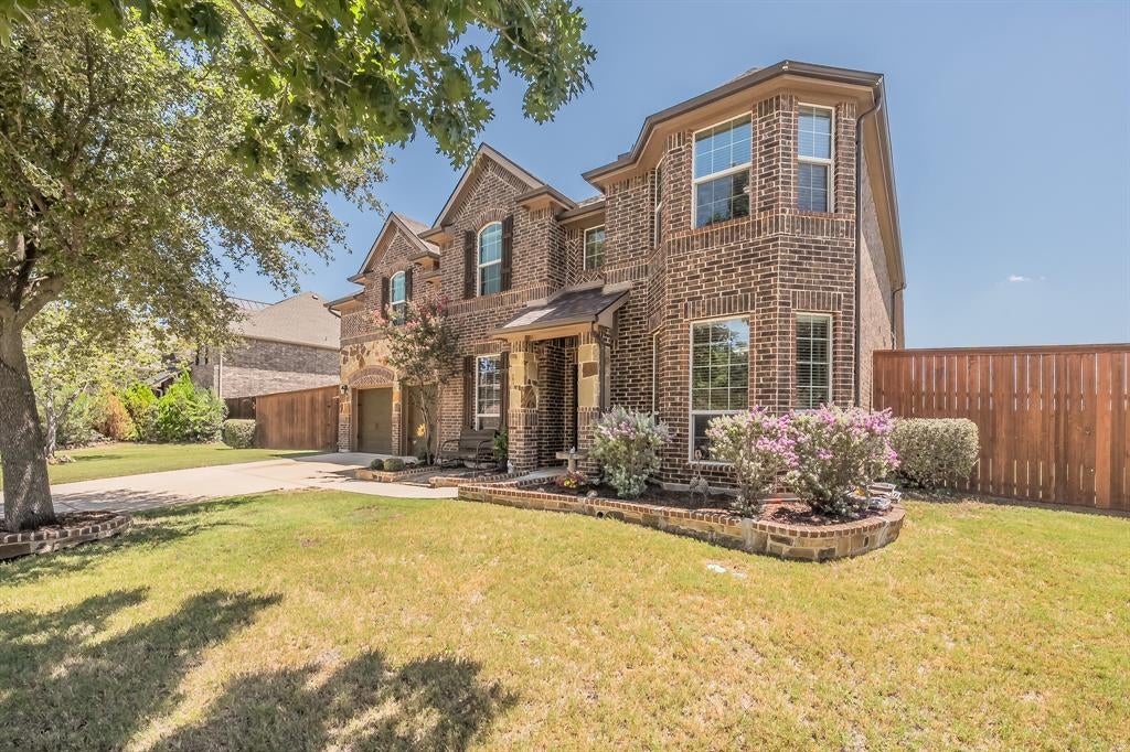 309 Garden Path Lane
